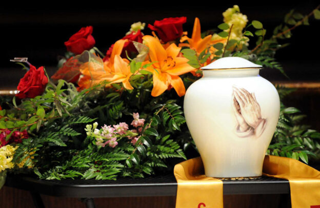Почему кремация умерших становится популярной